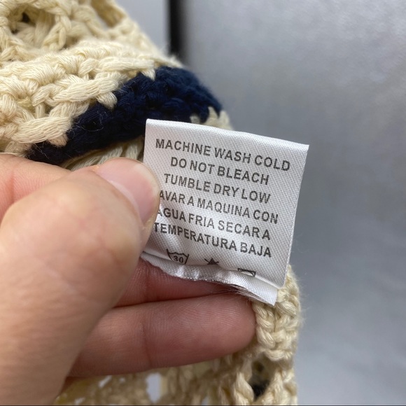 PAPER CRANE Crochet Halter Top - Picture 6 of 7